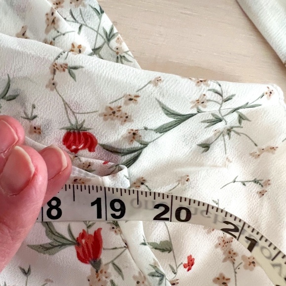 NWT White Summer Dress with Flowers Size Large to XL - Picture 8 of 9